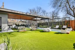 Iconic Luxe Mansion | Moroccan Room, Pool & Sauna - Image 4