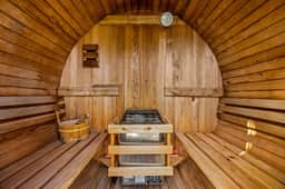 SoCo Social Club: Speakeasy, Pool, Hot Tub & Sauna - Image 3