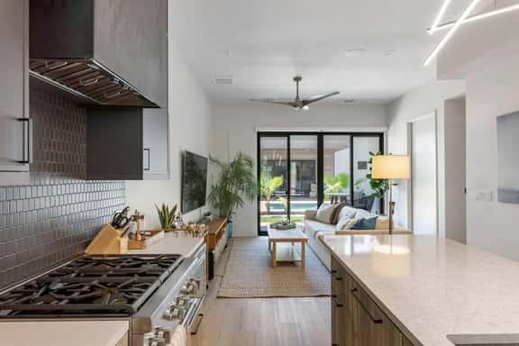 East Austin Hideaway | Stylish Comfort | Sleeps 4 - Image 1