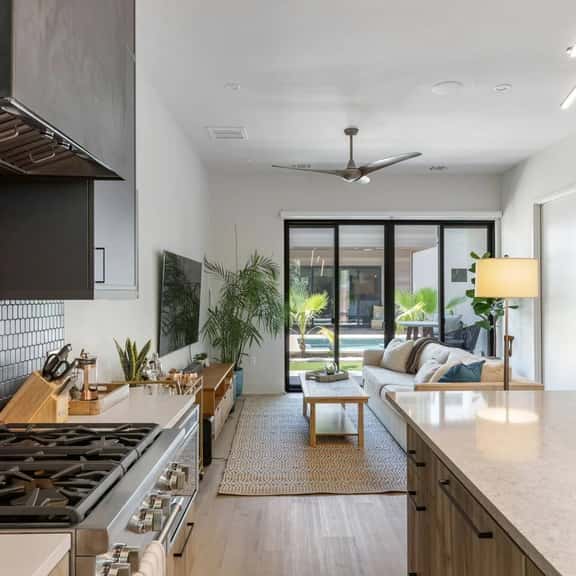 East Austin Hideaway | Stylish Comfort | Sleeps 4 - Image 1